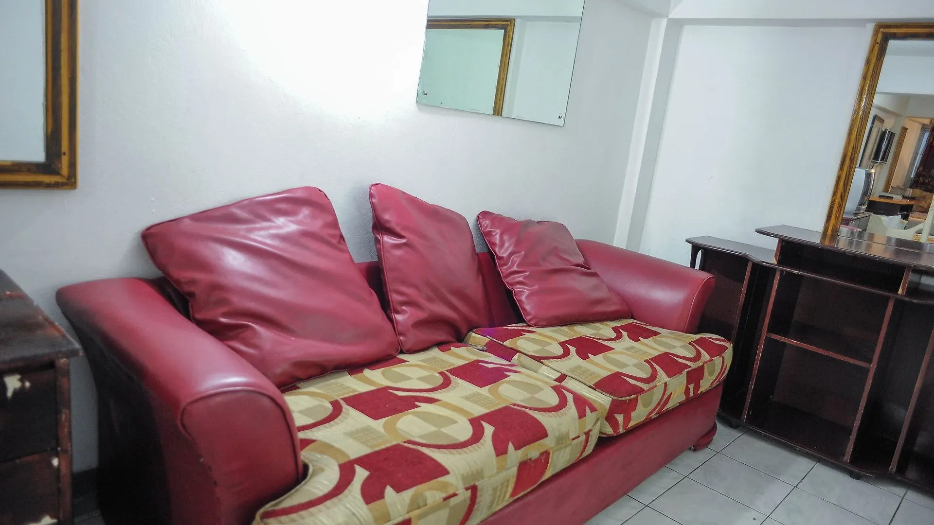 Glorianna Hotel مونتيغو باي جامايكا